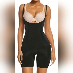 Black Women's Shapewear Bodysuit